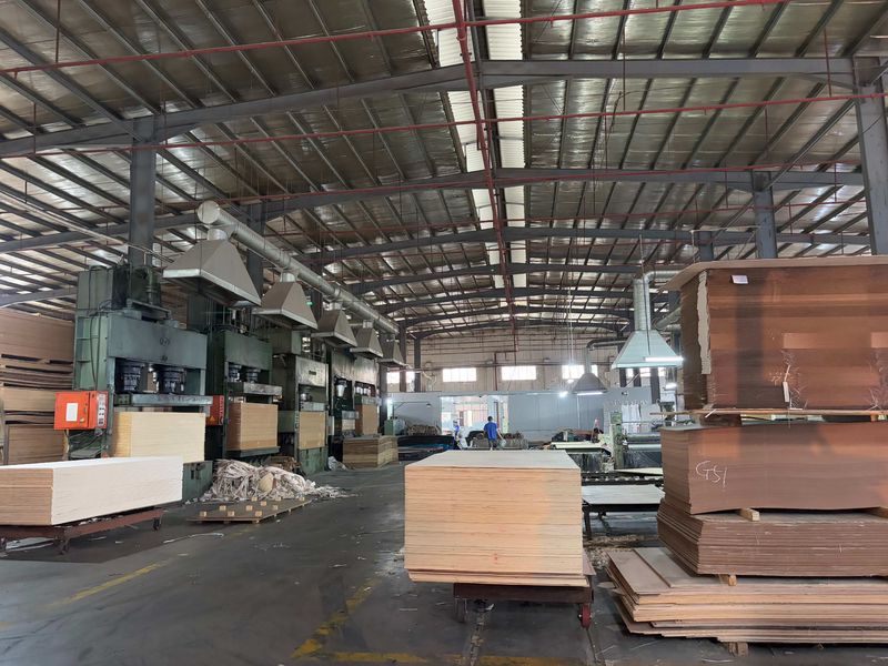 Dongguan Lingfeng Wood Industry Co., Ltd. สายการผลิตของผู้ผลิต